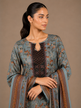 Floral Printed 3-Piece Lawn Suit | Digital Print Kurta, Trouser & Dupatta