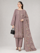 3 Piece full Emroidered Lawn Suit