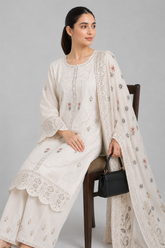3 Piece full Emroidered Lawn Suit