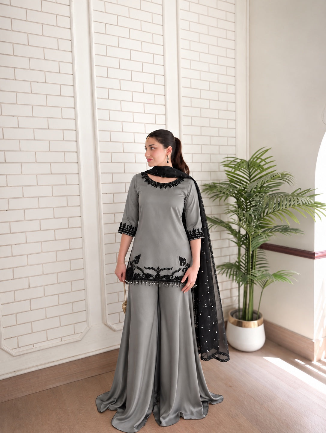 RANGREZ grey Shamoz silk sharara set full front