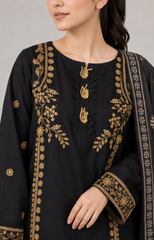 3 Piece full Emroidered Lawn Suit